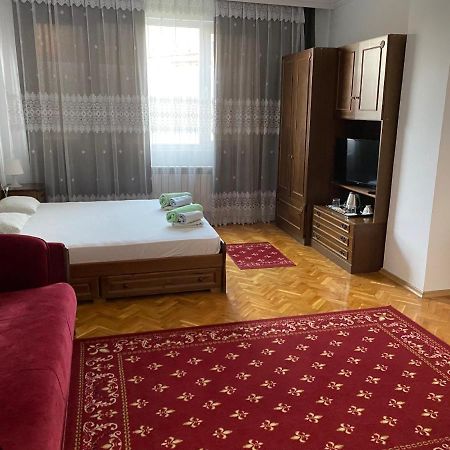 פטריך Family Hotel "May" מראה חיצוני תמונה
