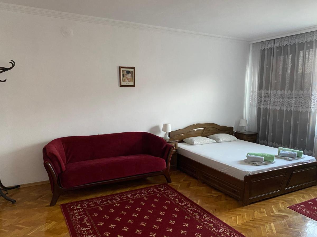 פטריך Family Hotel "May" מראה חיצוני תמונה