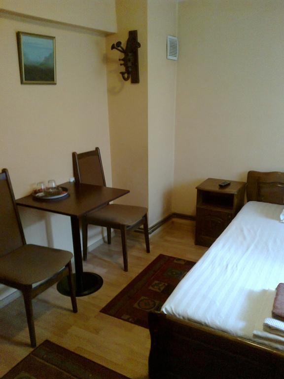 פטריך Family Hotel "May" חדר תמונה